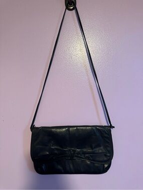 Vintage Clemente Black Leather Crossbody Bag